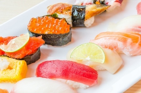 ‘Onbeperkte’ sushi niet vers en vol bacteriën